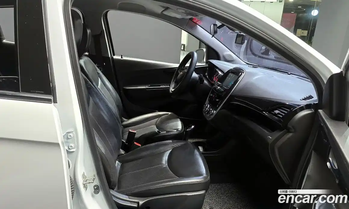 Chevrolet Spark 2016 1.0 Автомат в Москве № 93558, фото 9