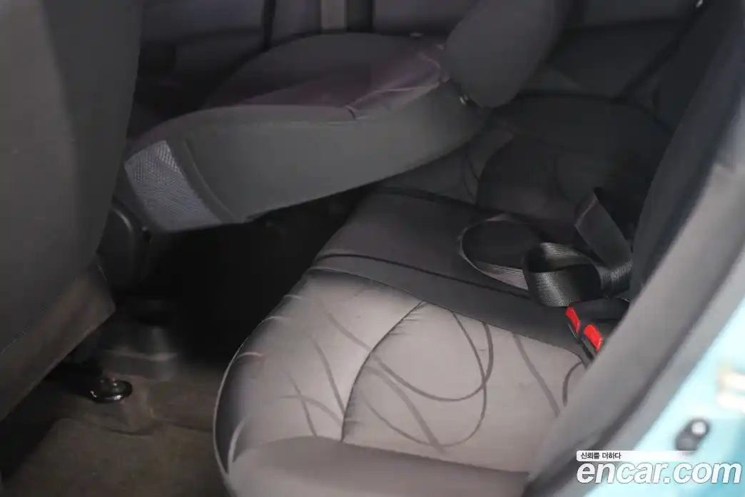 Chevrolet Spark 2012 1.0 Механическая в Москве № 96933, фото 16