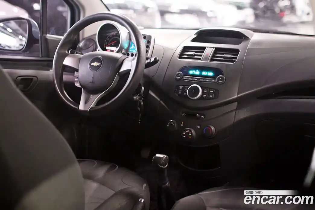 Chevrolet Spark 2012 1.0 Механическая в Москве № 96933, фото 5