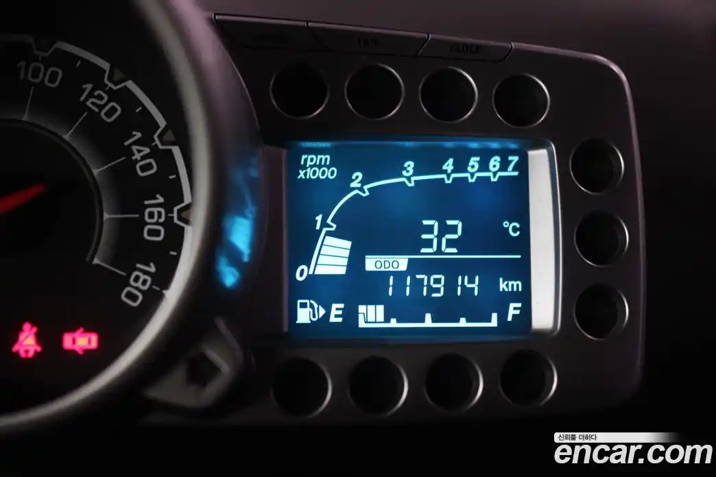 Chevrolet Spark 2012 1.0 Механическая в Москве № 96933, фото 7