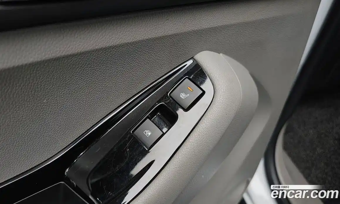 Chevrolet Orlando 2015 2.0 Автомат в Москве № 98464, фото 18