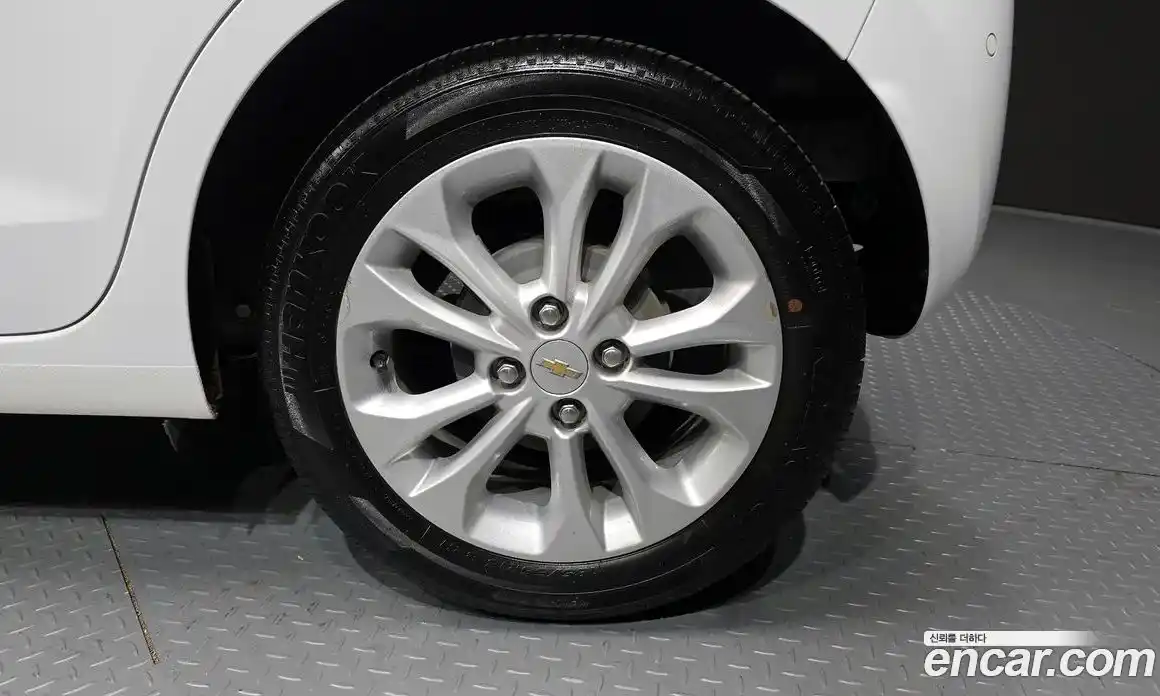 Chevrolet Spark 2022 1.0 Автомат в Москве № 104858, фото 6