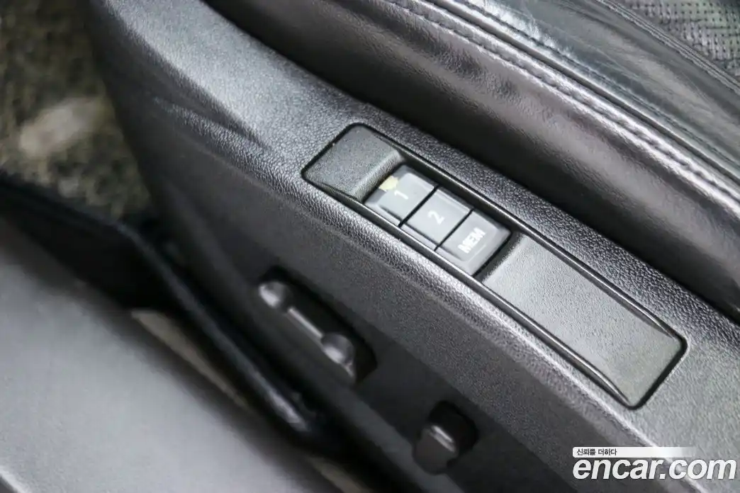 Chevrolet Alpheon 2011 3.0 Автомат в Москве № 105056, фото 13