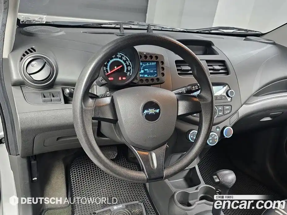 Chevrolet Spark 2013 1.0 Автомат в Москве № 105220, фото 13