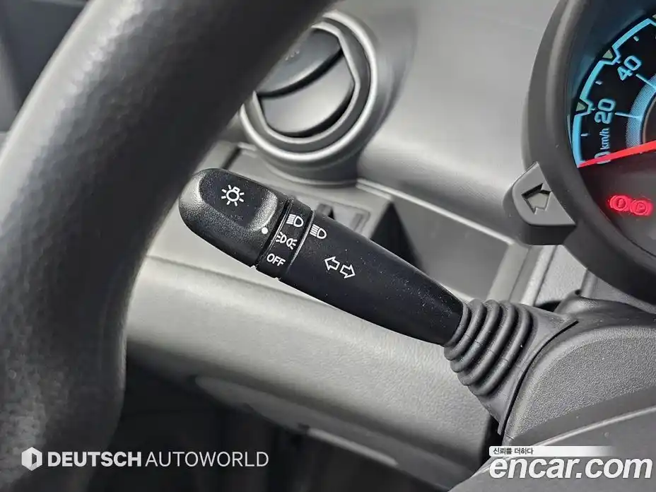 Chevrolet Spark 2013 1.0 Автомат в Москве № 105220, фото 15