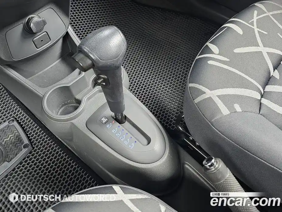 Chevrolet Spark 2013 1.0 Автомат в Москве № 105220, фото 9