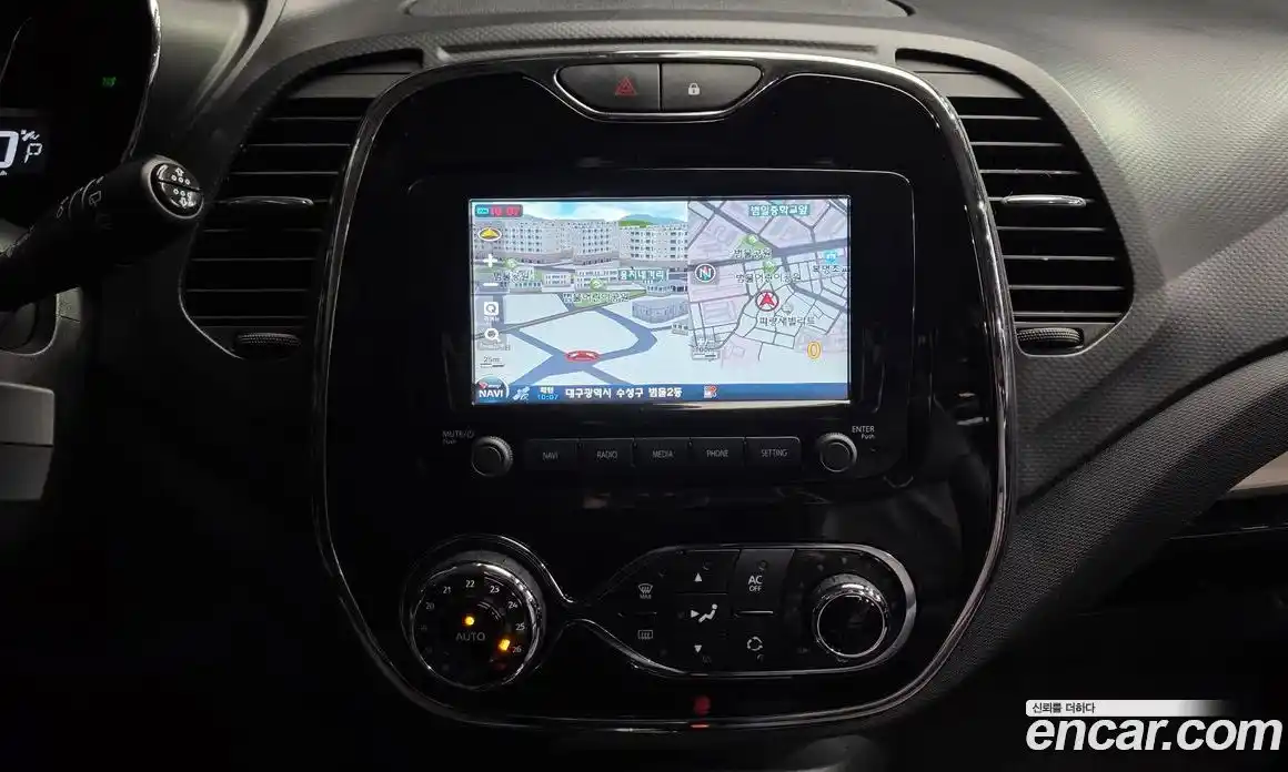 Renault QM3 2015 1.5 Автомат в Москве № 106274, фото 14