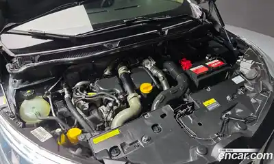 Renault QM3 2015 1.5 Автомат в Москве № 106274, миниатюра 6