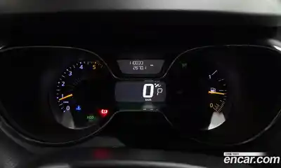 Renault QM3 2015 1.5 Автомат в Москве № 106274, миниатюра 8