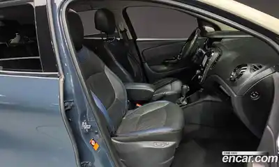 Renault QM3 2015 1.5 Автомат в Москве № 106274, миниатюра 10