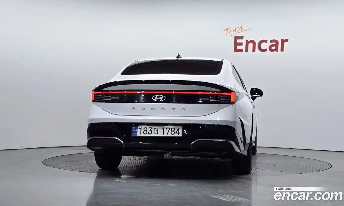 Hyundai Sonata 2024 1.6 Автомат в Москве № 107778, фото 3