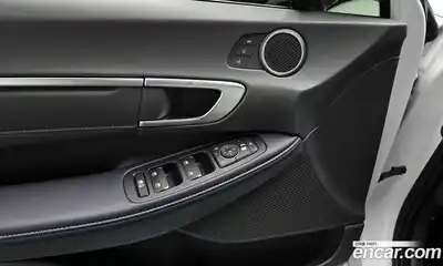 Hyundai Sonata 2024 1.6 Автомат в Москве № 107778, миниатюра 5