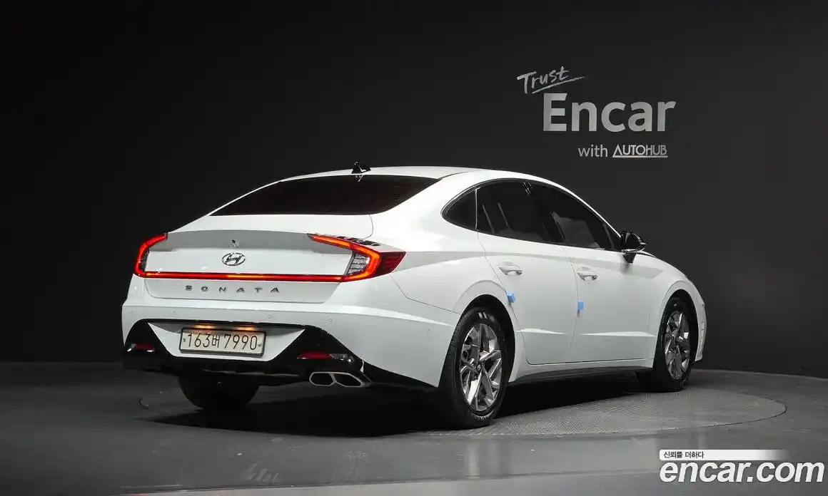 Hyundai Sonata 2022 1.6 Автомат в Москве № 109917, фото 17