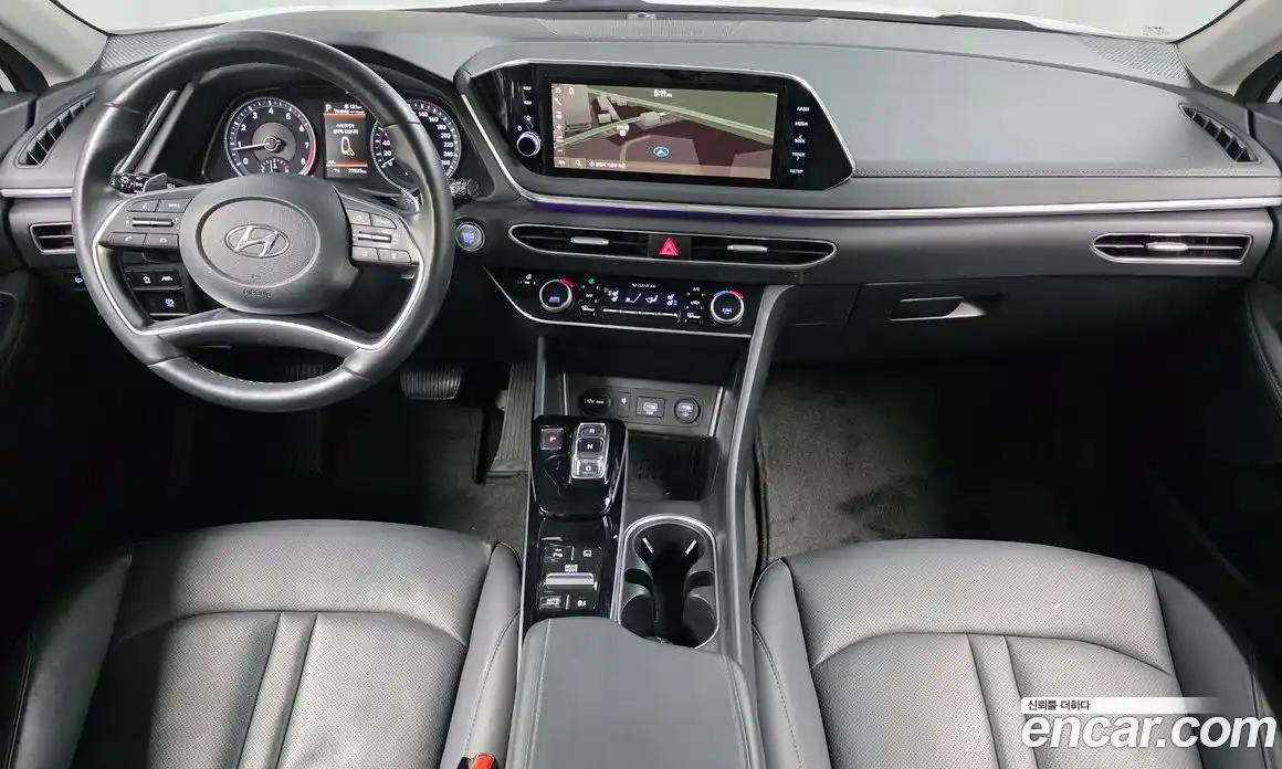 Hyundai Sonata 2022 1.6 Автомат в Москве № 109917, фото 19