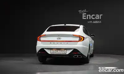 Hyundai Sonata 2022 1.6 Автомат в Москве № 109917, миниатюра 2