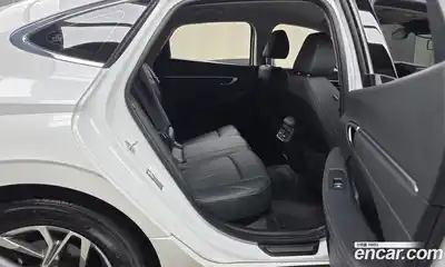 Hyundai Sonata 2022 1.6 Автомат в Москве № 109917, миниатюра 4