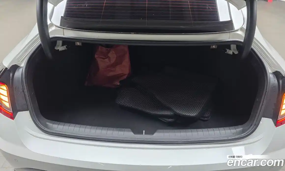 Hyundai Sonata 2022 1.6 Автомат в Москве № 109917, фото 5