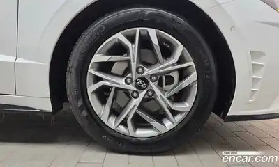 Hyundai Sonata 2022 1.6 Автомат в Москве № 109917, миниатюра 8