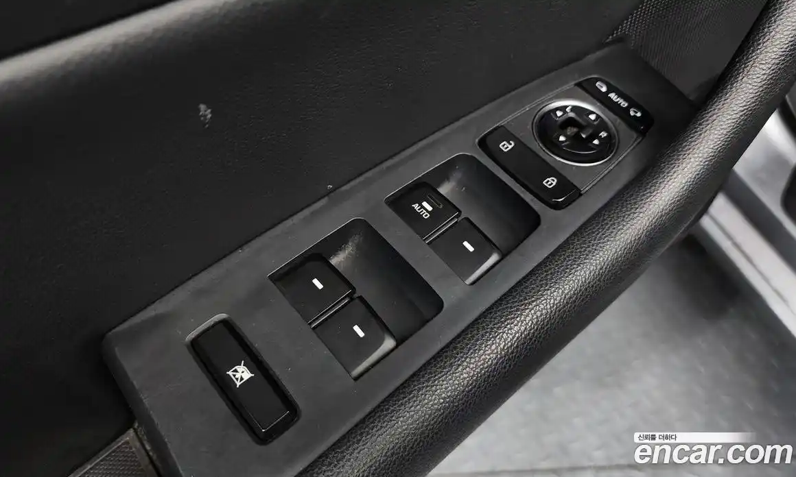 Hyundai Sonata 2015 2.0 Автомат в Москве № 110729, фото 13