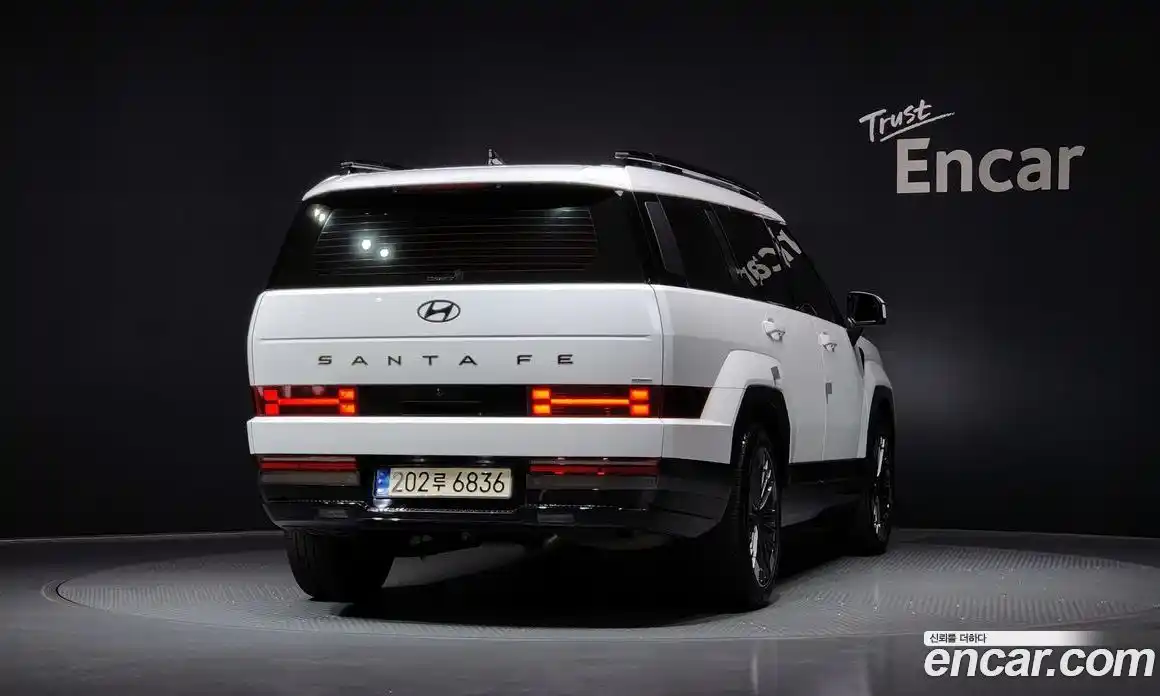 Hyundai Santa Fe 2024 1.6 Автомат в Москве № 117084, фото 4