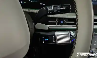 Hyundai Santa Fe 2024 1.6 Автомат в Москве № 117084, миниатюра 9