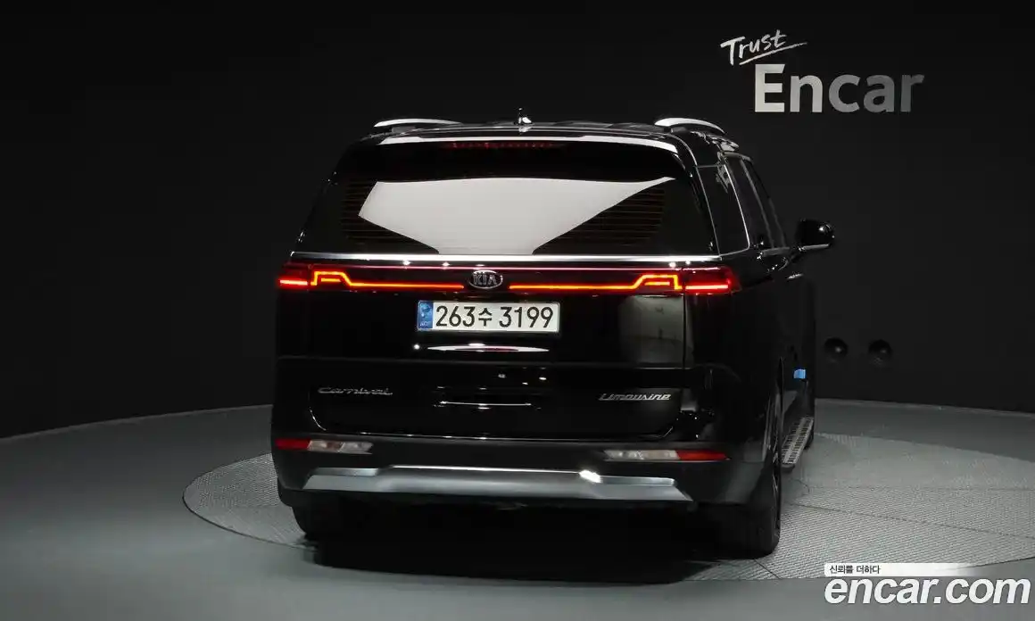 Kia Canival 2021 2.2 Автомат в Москве № 120255, фото 16