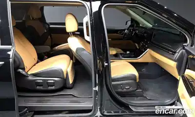 Kia Canival 2021 2.2 Автомат в Москве № 120255, миниатюра 3