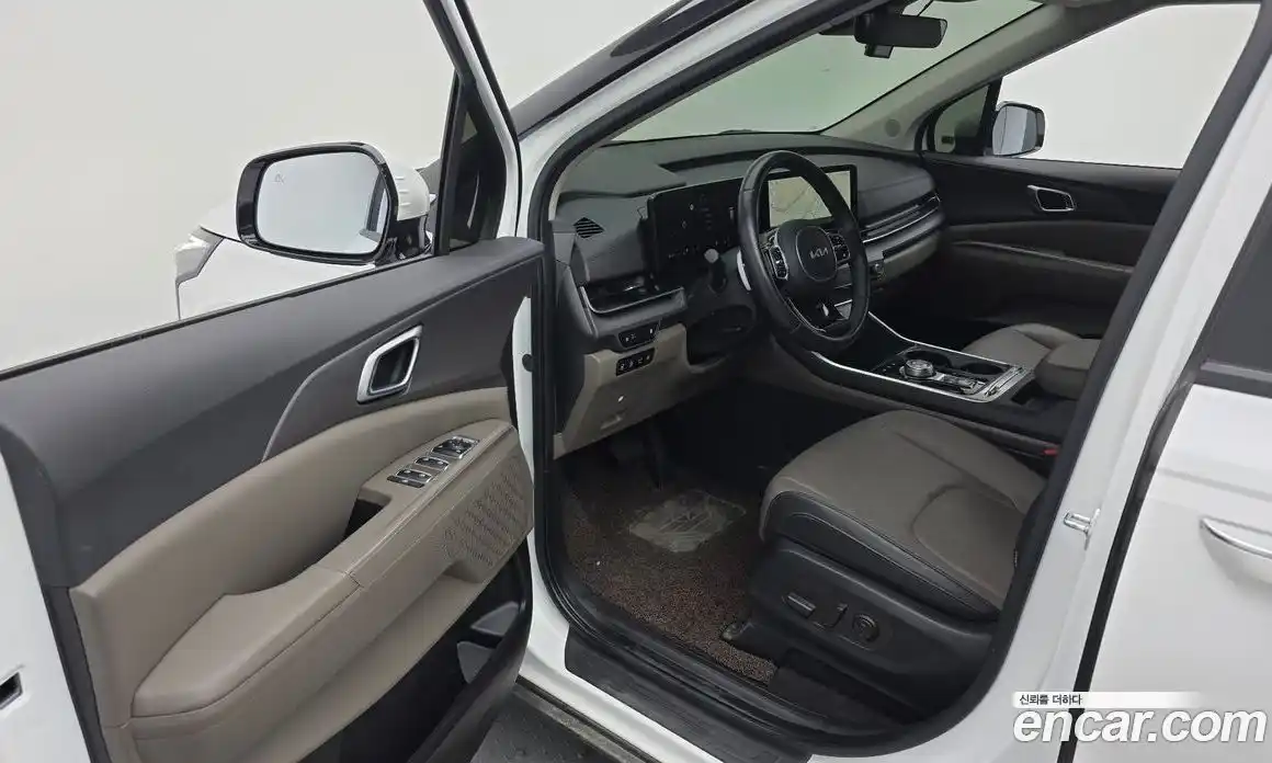 Kia Canival 2025 2.2 Автомат в Москве № 120541, фото 12