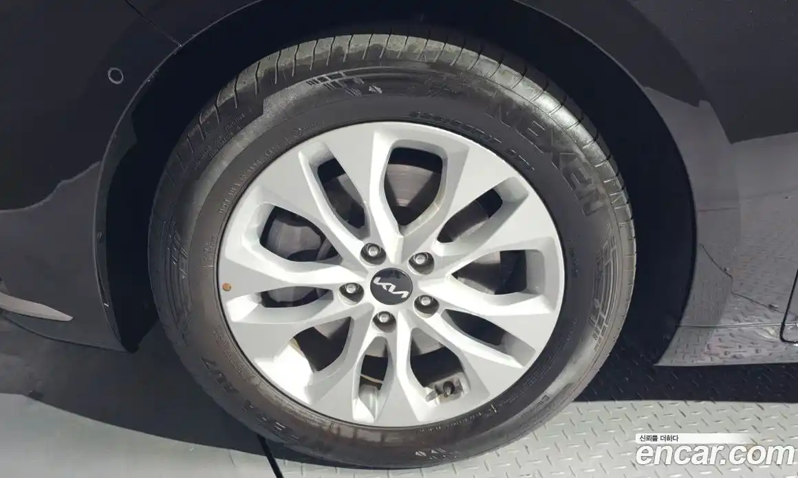 Kia K8 2022 2.5 Автомат в Москве № 120581, фото 3