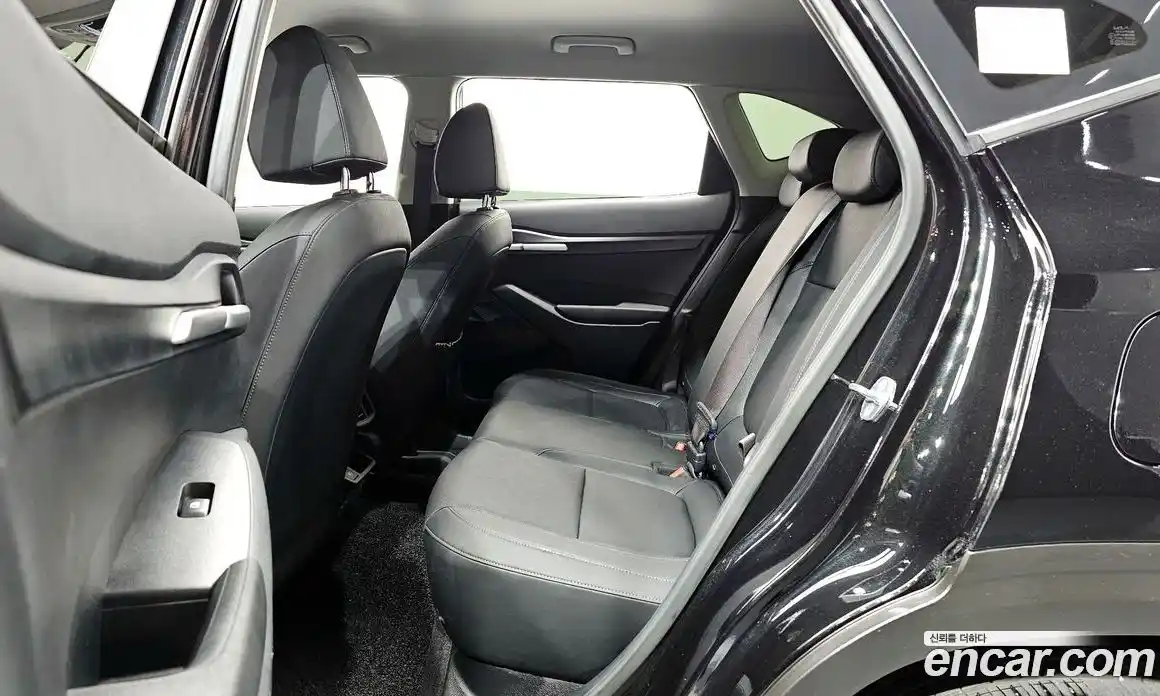 Kia Seltos 2023 1.6 Автомат в Москве № 120932, фото 6