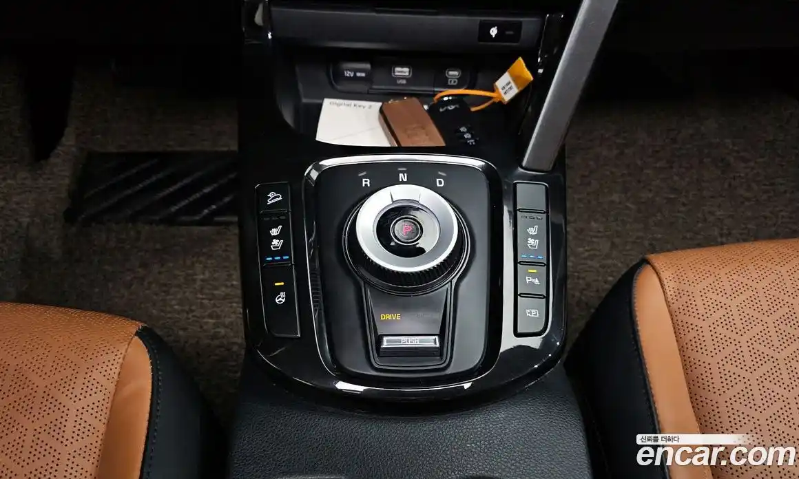 Kia Seltos 2023 1.6 Автомат в Москве № 120962, фото 12