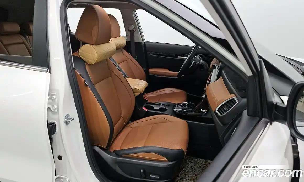 Kia Seltos 2023 1.6 Автомат в Москве № 120962, фото 13