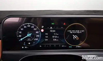 Kia Seltos 2023 1.6 Автомат в Москве № 120962, миниатюра 3