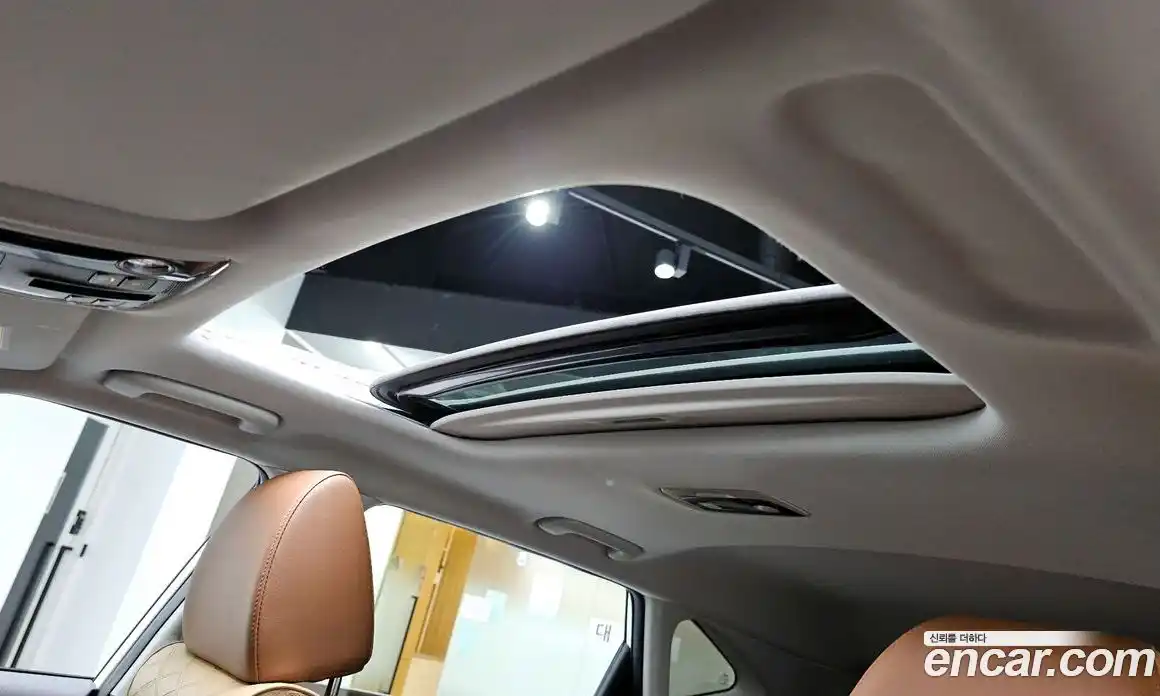 Kia Seltos 2023 1.6 Автомат в Москве № 120962, фото 5