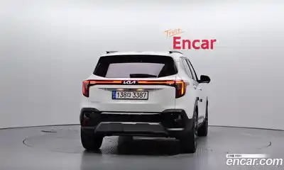 Kia Seltos 2023 1.6 Автомат в Москве № 120962, миниатюра 8