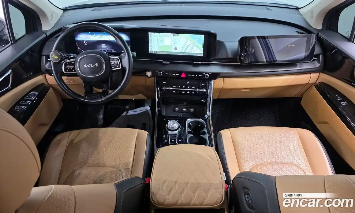 Kia Canival 2023 3.5 Автомат в Москве № 121018, фото 16