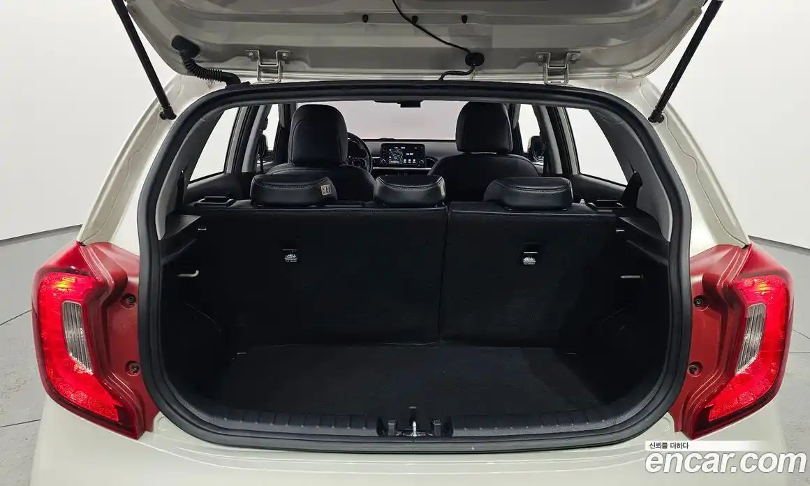 Kia Morning 2017 1.0 Автомат в Москве № 121527, фото 18