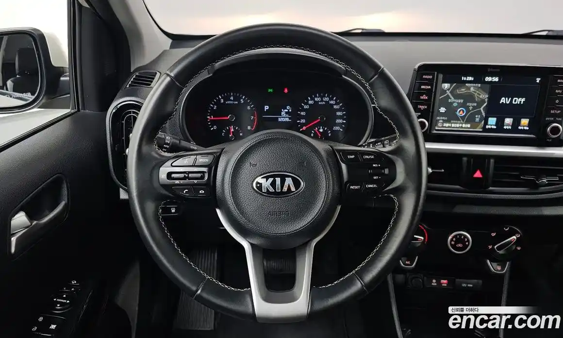 Kia Morning 2017 1.0 Автомат в Москве № 121527, фото 20
