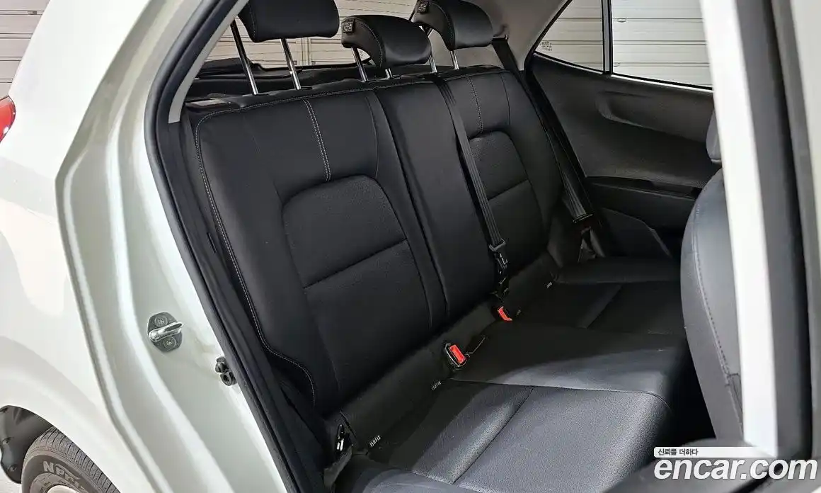 Kia Morning 2021 1.0 Автомат в Москве № 121572, фото 18