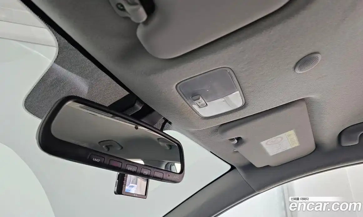 Kia Morning 2021 1.0 Автомат в Москве № 121572, фото 7