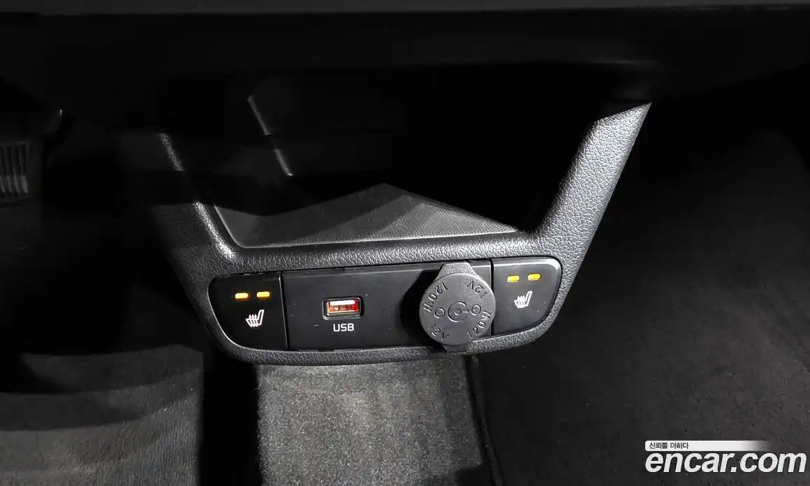 Kia Ray 2022 1.0 Автомат в Москве № 121742, фото 14