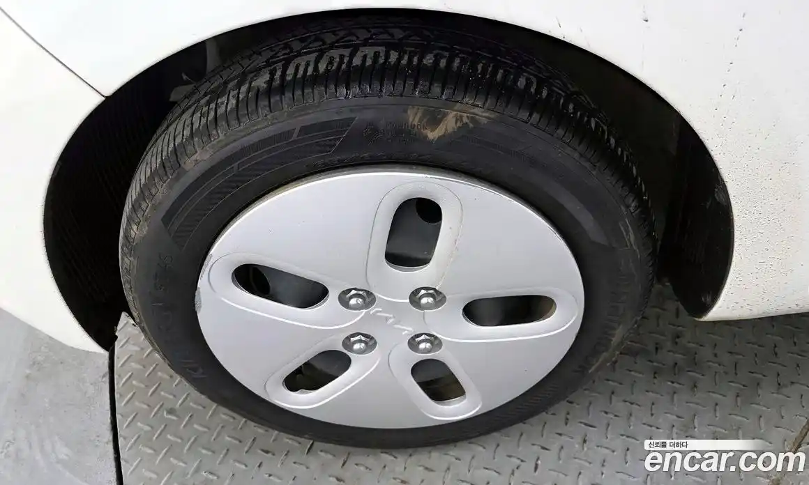 Kia Ray 2022 1.0 Автомат в Москве № 121742, фото 17