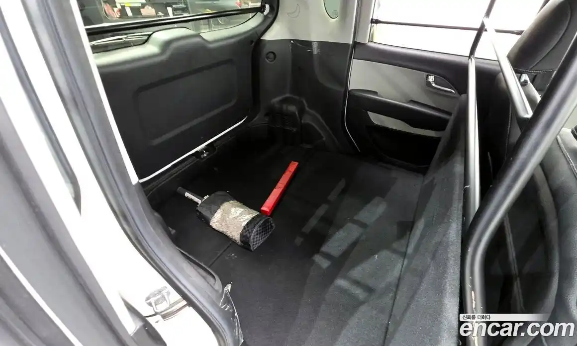 Kia Ray 2022 1.0 Автомат в Москве № 121742, фото 18