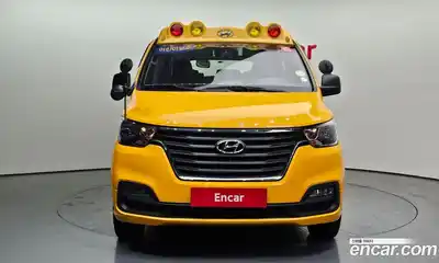 Hyundai Starex 2020 2.4 Автомат в Москве № 122150, миниатюра 3