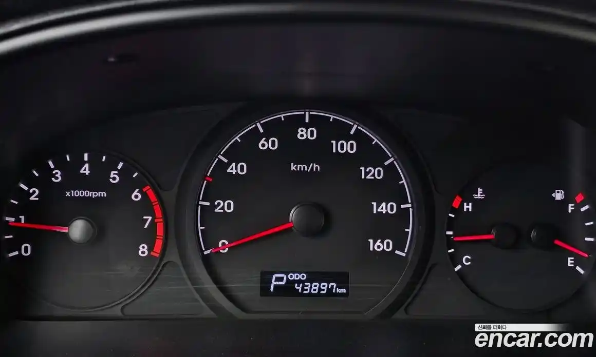 Hyundai Starex 2020 2.4 Автомат в Москве № 122150, фото 8