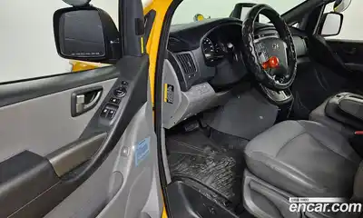 Hyundai Starex 2020 2.4 Автомат в Москве № 122150, миниатюра 10