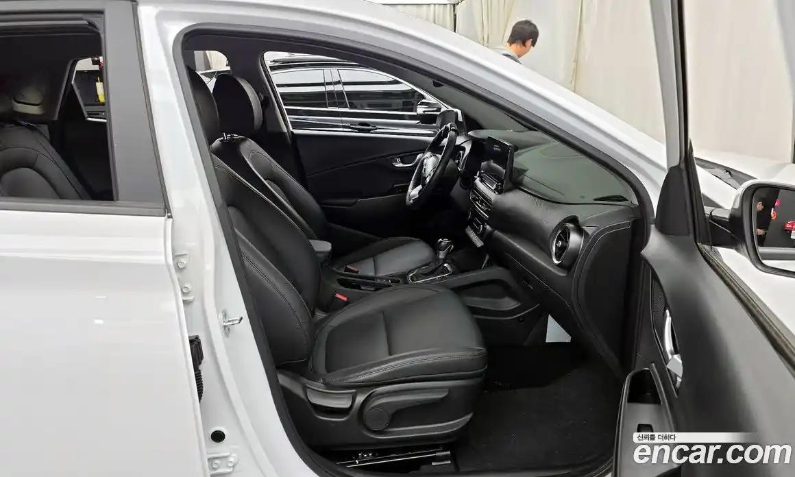 Hyundai Kona 2022 1.6 Автомат в Москве № 126282, фото 11