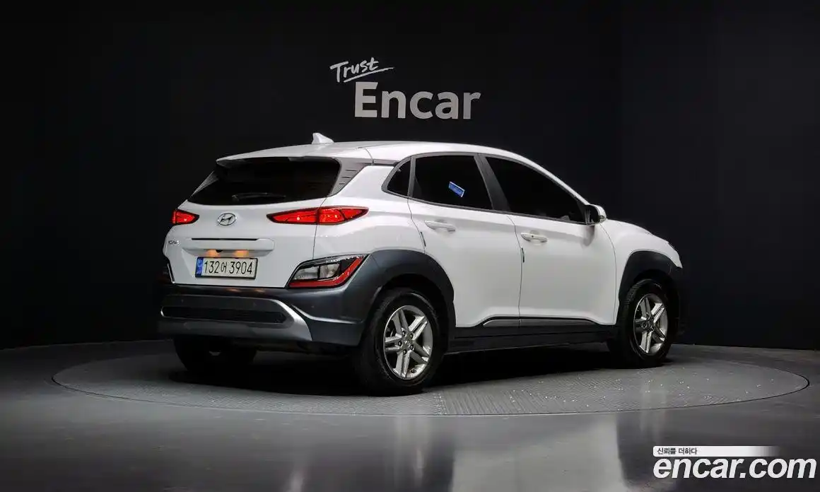 Hyundai Kona 2022 1.6 Автомат в Москве № 126282, фото 8