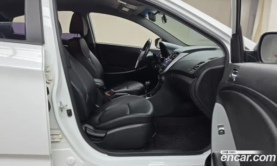 Hyundai Accent 2015 1.4 Автомат в Москве № 126906, фото 11