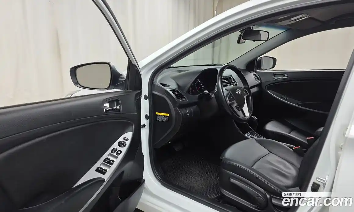 Hyundai Accent 2015 1.4 Автомат в Москве № 126906, фото 10